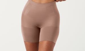 Spanx: Mid Thigh Short in Cafe Au Lait