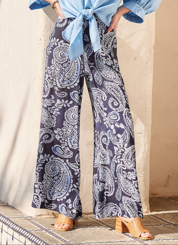 Karen Kane: Wide Leg Pants in Paisley Print