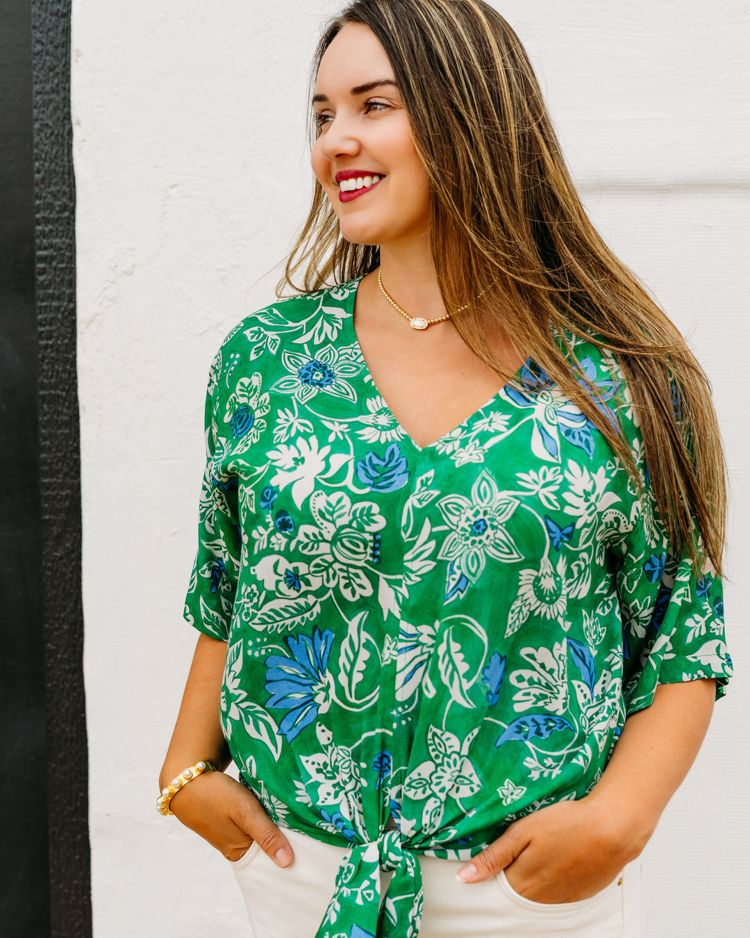 Karen Kane: Short Sleeve Tie Front Top in Print