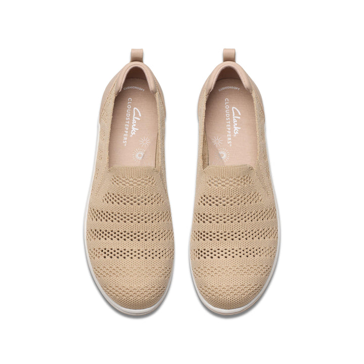 Clarks: Breezey Izzy Sand