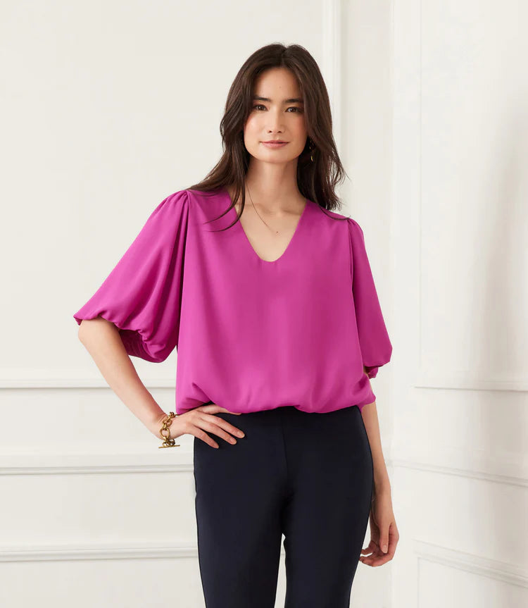 Karen Kane: Puff Sleeve Top in Orchid