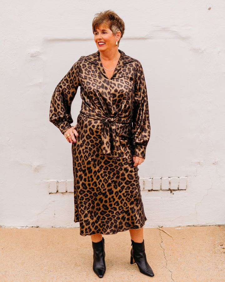 Karen Kane: Bias Cut Midi Skirt in Leopard 3L36009