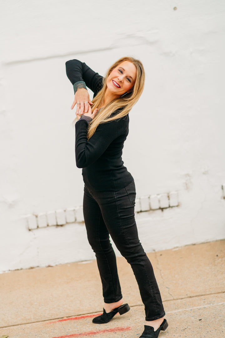 Frank Lyman: Black sweater 244698U