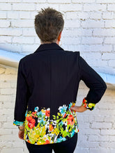 Load image into Gallery viewer, Multiples: Tucked 3/4 Sleeve Lapel Front Welt Pocket Print Crinkle Woven Jacket M14405JM
