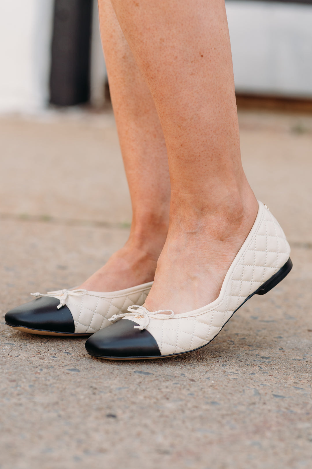 Sam Edelman: Marilyn Ballet Flats in Black/Cream J1755M1901
