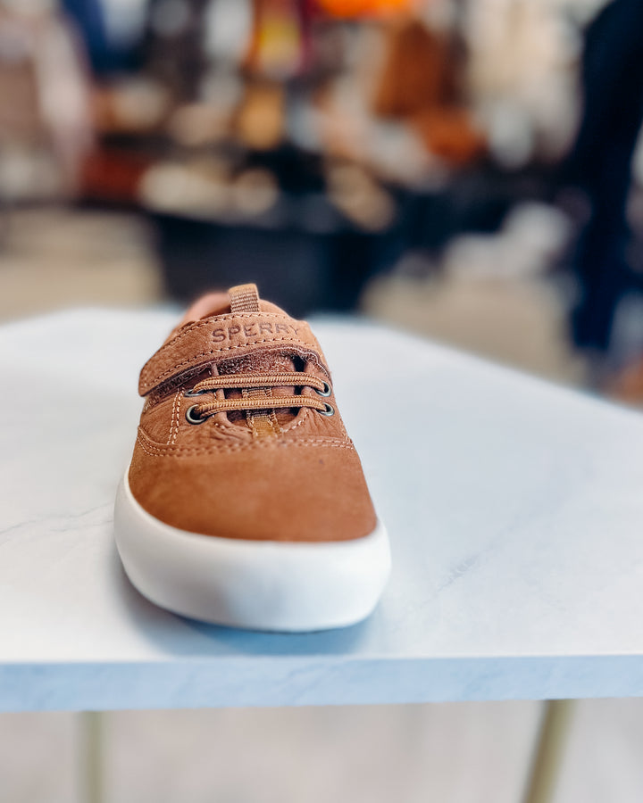 Sperry: Spinnaker Tan