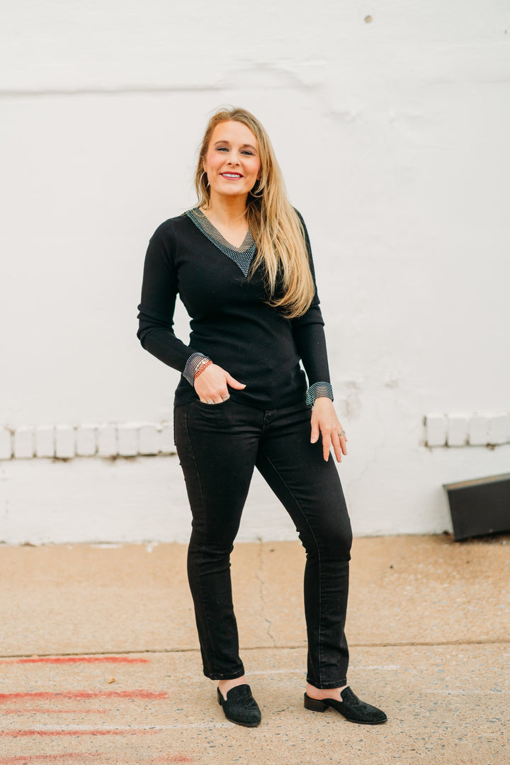 Frank Lyman: Black sweater 244698U