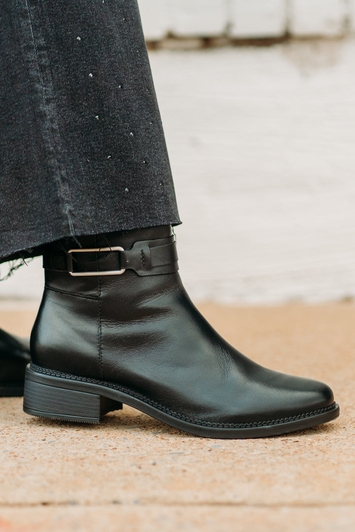 Clarks: Maye Bella Boots in Black 26179641