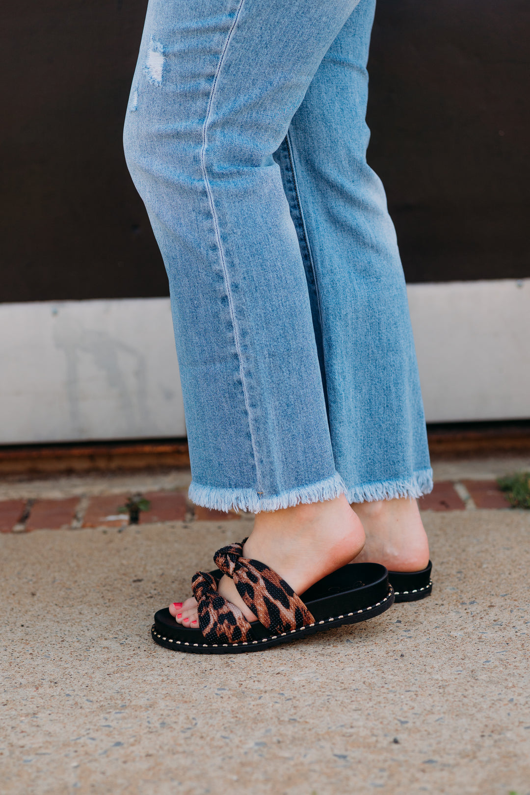 Jessica Simpson: Caralyna2 Sandals in Natural