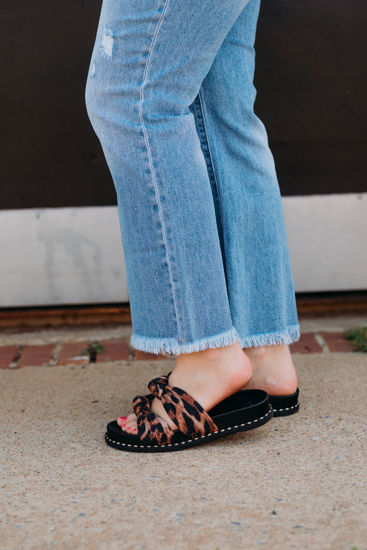 Jessica Simpson: Caralyna2 Sandals in Natural