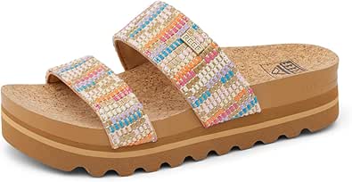 Reef: Cushion Vista HI in Beachy Woven