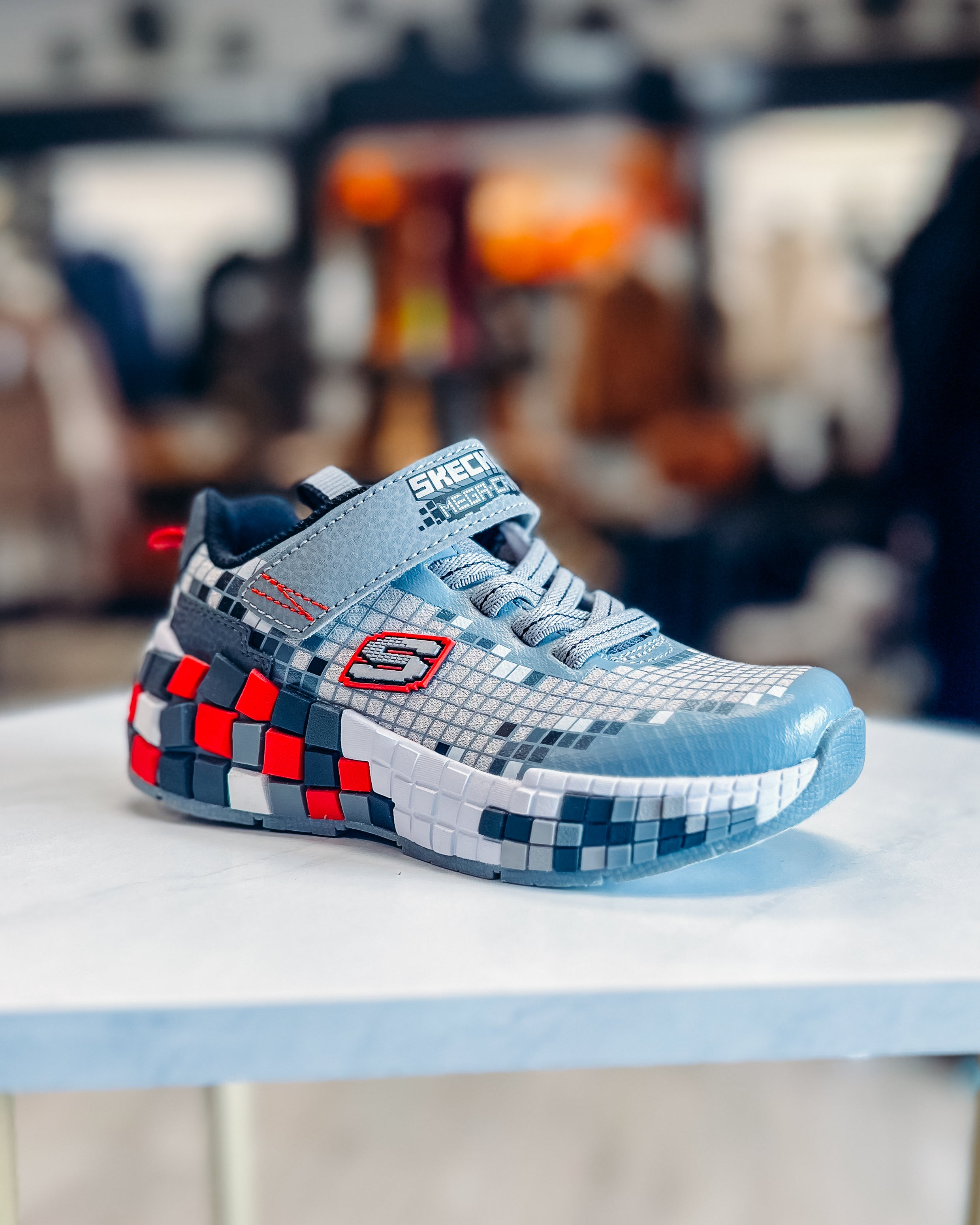 Skechers: Mega-Craft 3.0 402182 GYMT – The Vogue Boutique