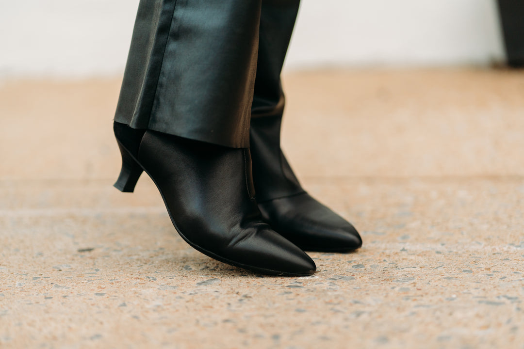 Clarks: Kepley Erin Boot in Black 26180128