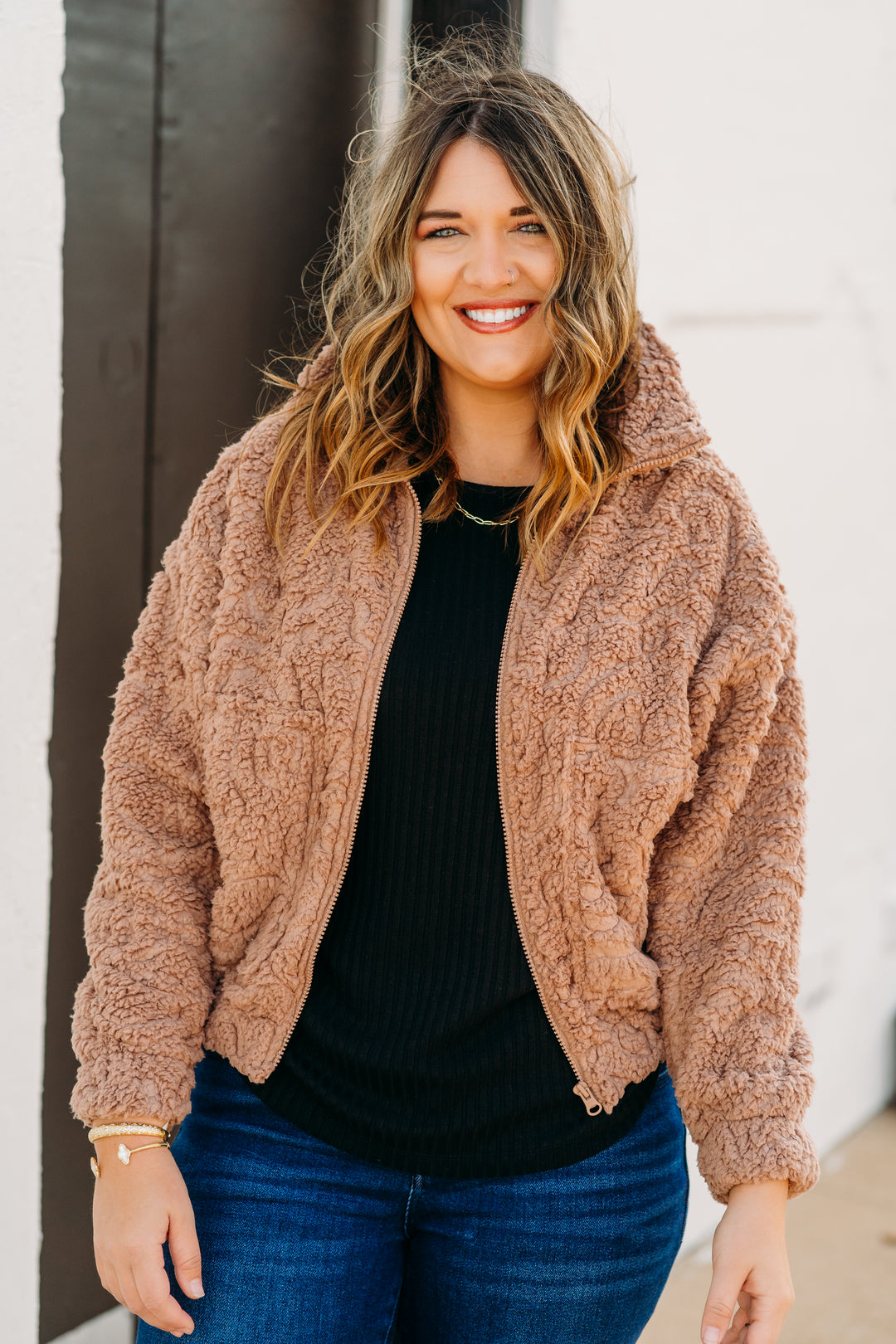 Billabong: First Light Jacket in Sweet Earth