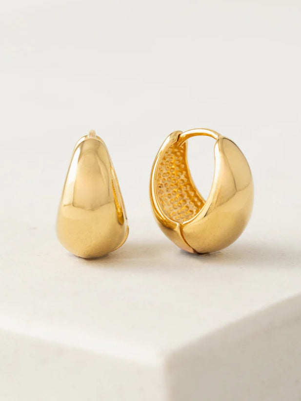 Lovers Tempo: Oval Puff Hoop Earrings in Gold 1SP24006-GLD