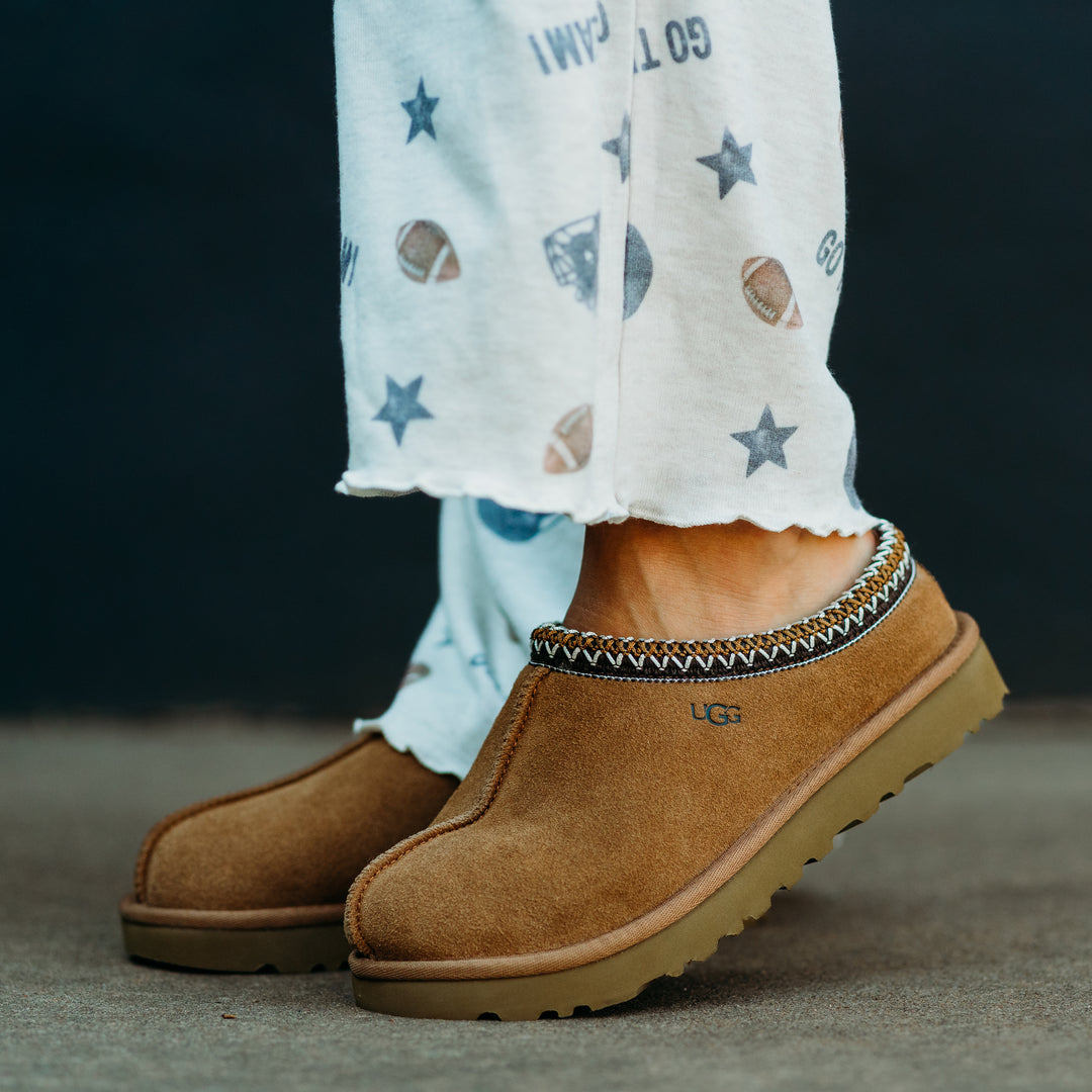 Ugg: Tasman Slipper in Chestnut - The Vogue Boutique