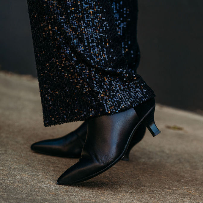 Clarks: Kepley Erin Boot in Black 26180128