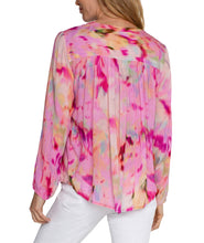 Load image into Gallery viewer, Liverpool: Long Sleeve Front Shirred Blouse in Fuchsia
