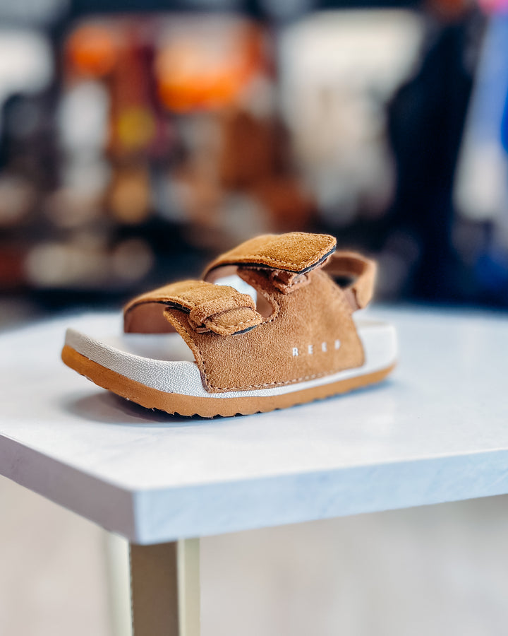 Reef: Little/Kids OJAI in Tan