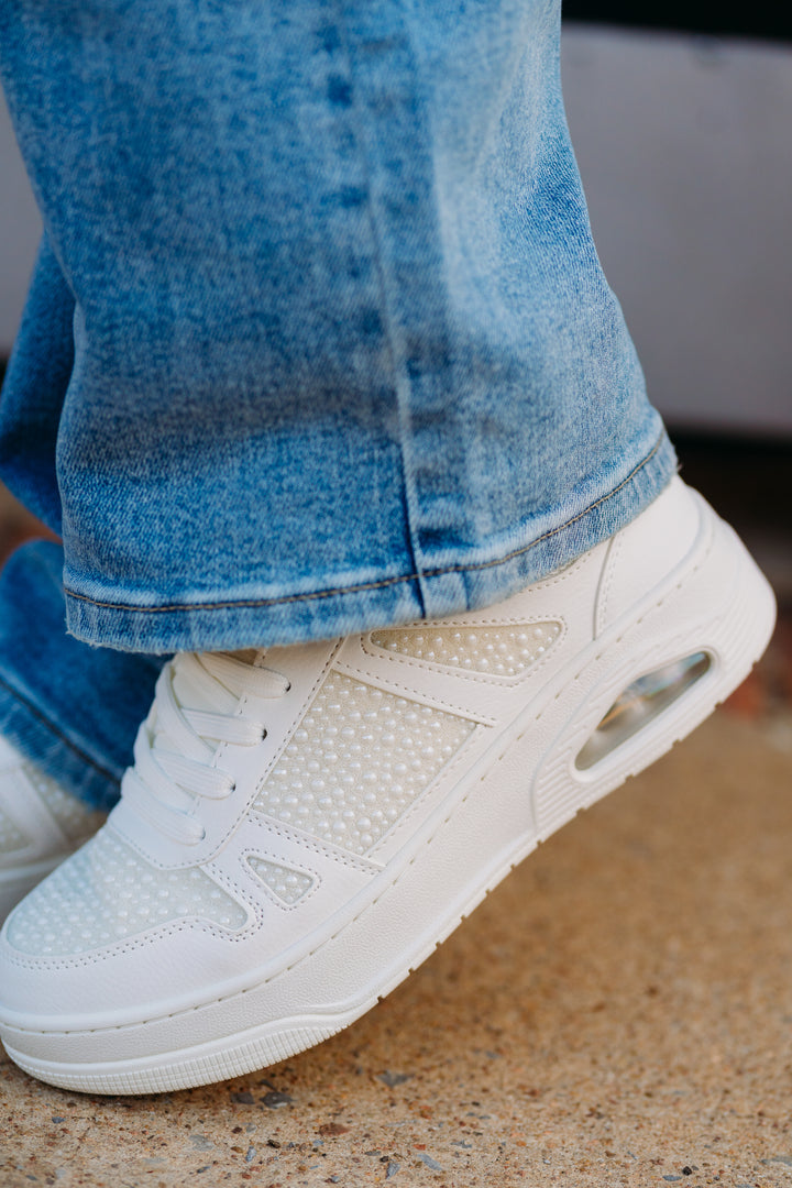 Skechers: Uno Court Sneakers in Opulent Pearls