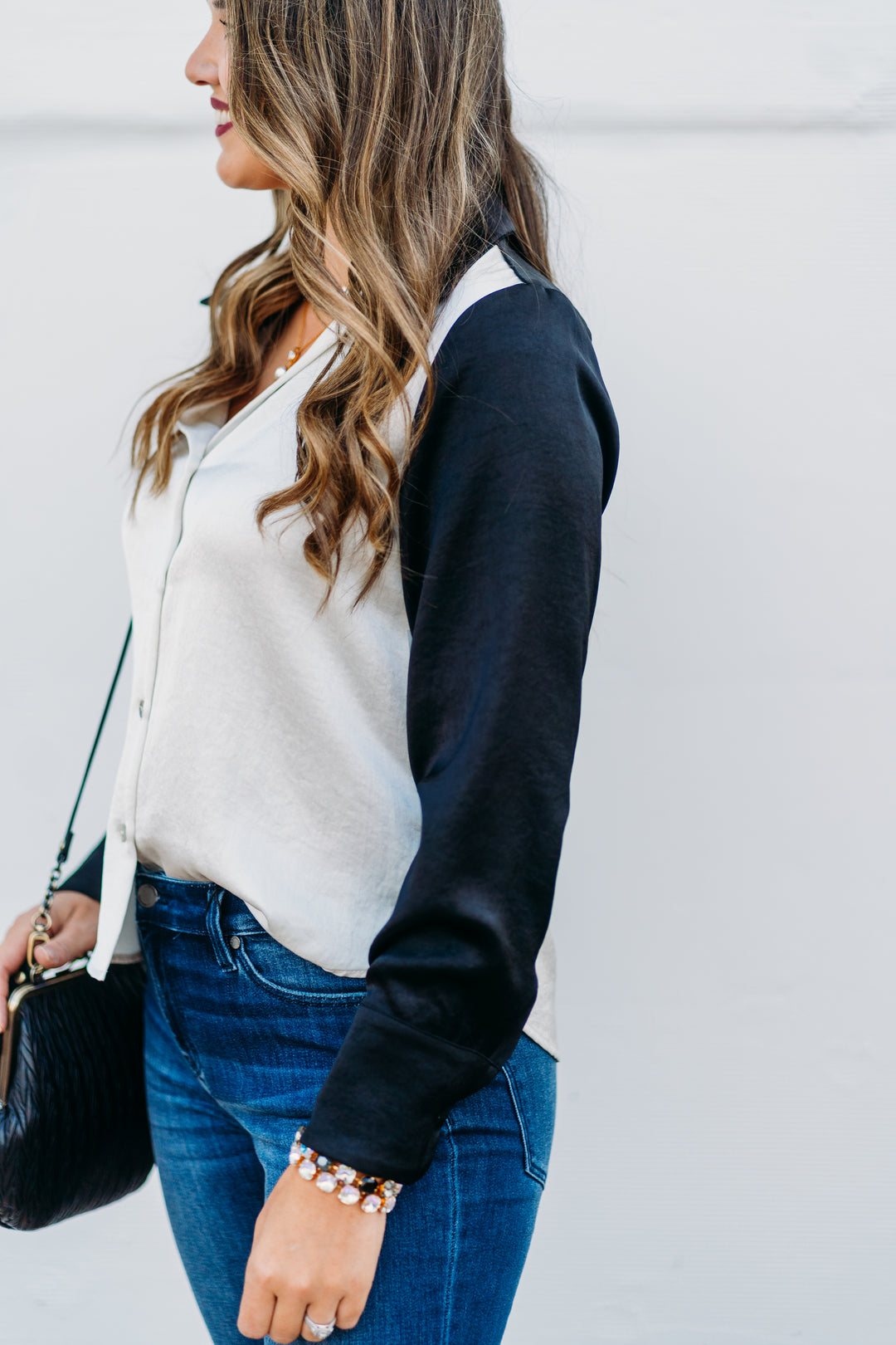 Karen Kane: Colorblock Shirt in Cream/Black 3L11810