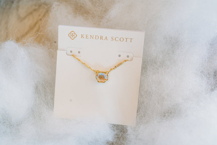 Kendra Scott: Mabel Gold Necklace in Dichroic Glass