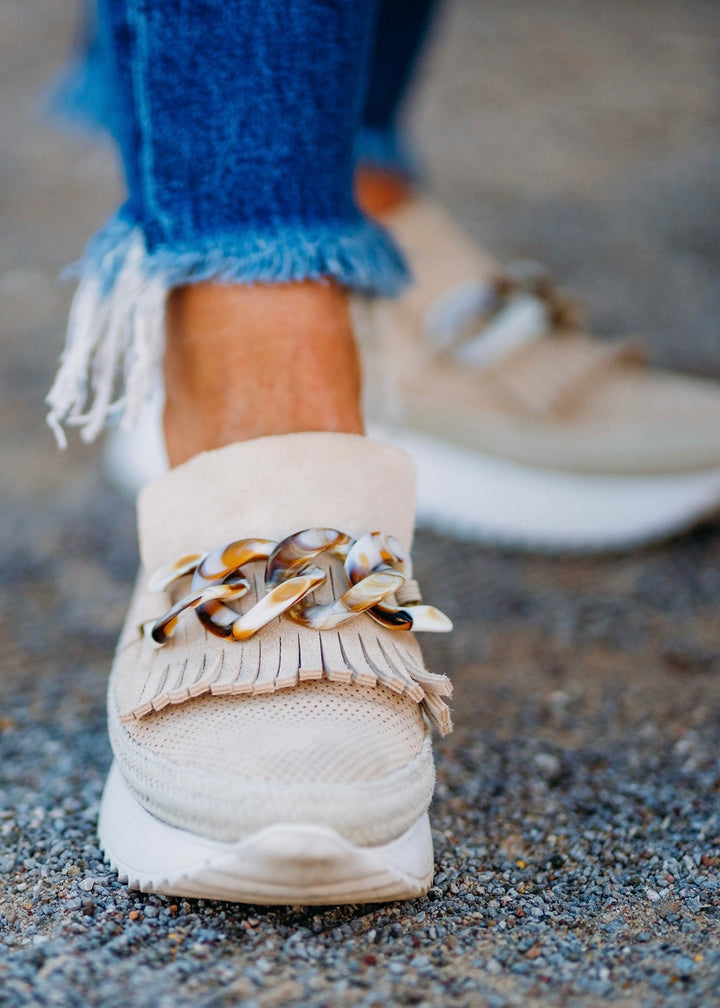 Vaneli: Qerene Sneaker in Nude Suede