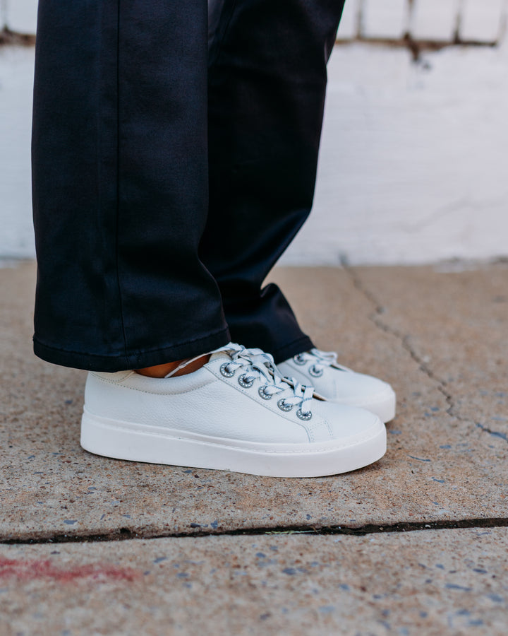 Vaneli: Ysenia Sneaker in White Milled Calf