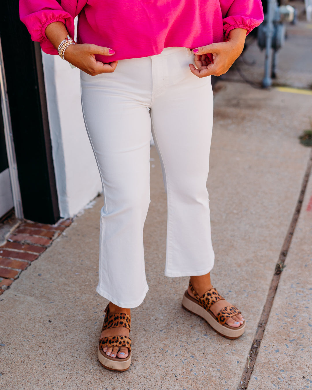 Liverpool: Hannah Crop Flare in White