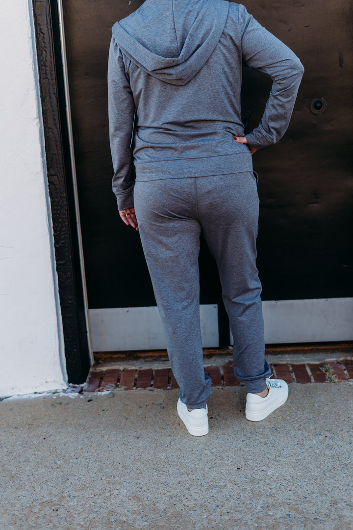 Gylder: Serene Jogger in Ash Grey