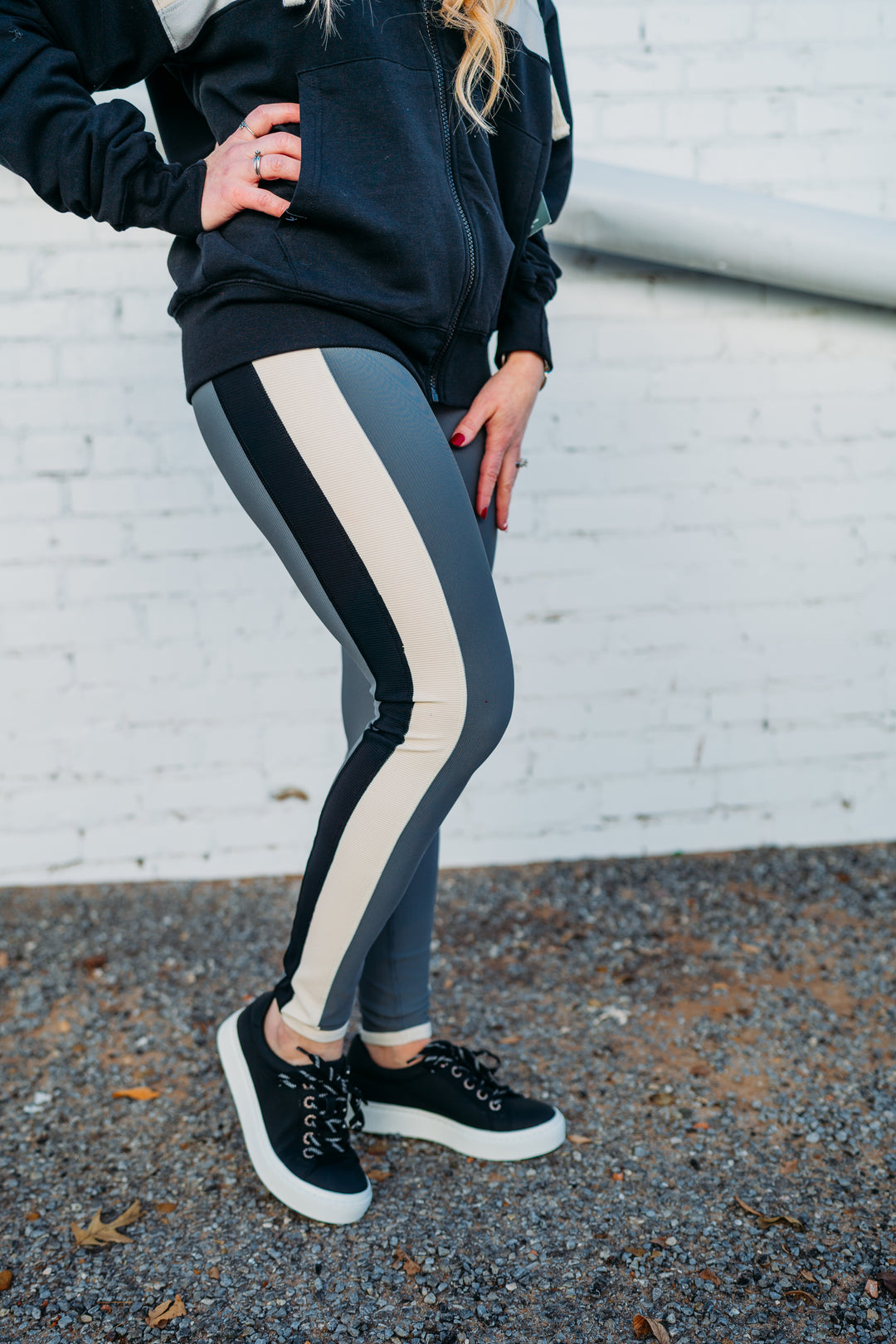 Glyder: Directional Legging in Carbon, Oatmilk, and Black