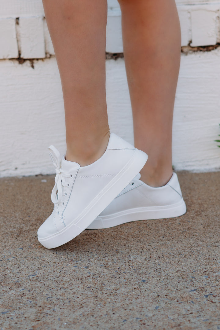 TOMS: Kameron Lace Up White Sneaker