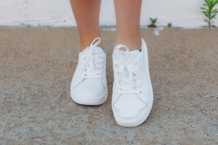 TOMS: Kameron Lace Up White Sneaker