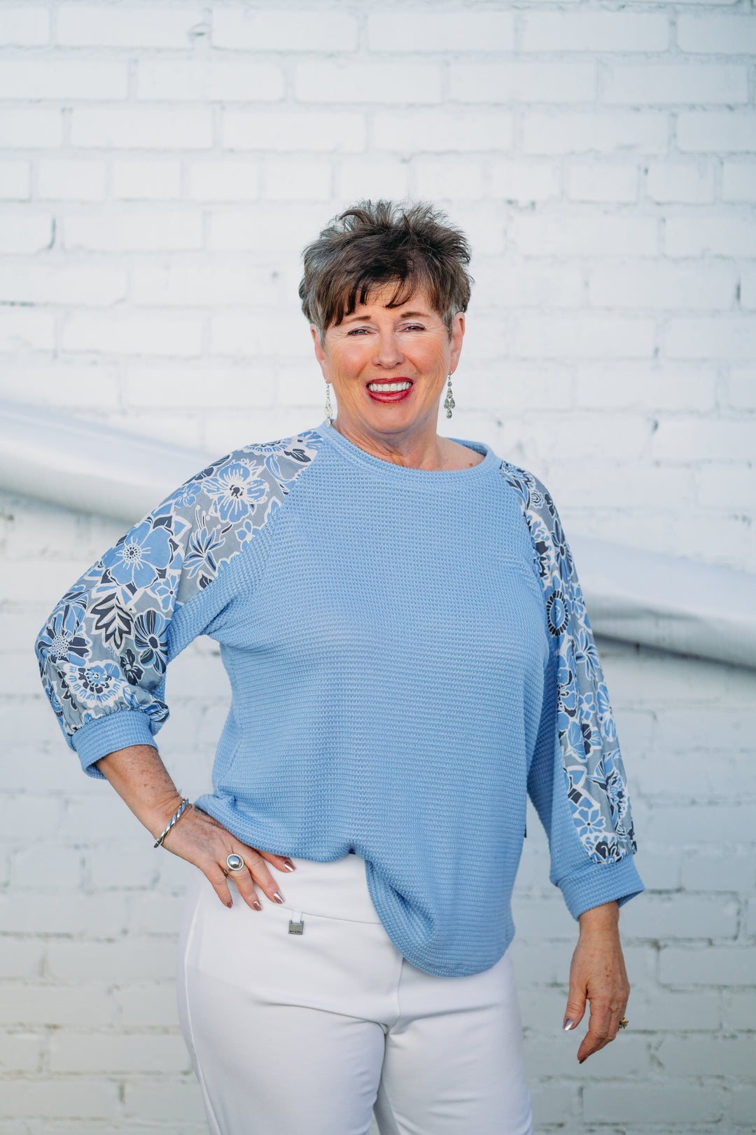 Multiples: Cuffed Raglan 3/4 Sleeve Scoop Neck Top in CRNFLR M15210TM