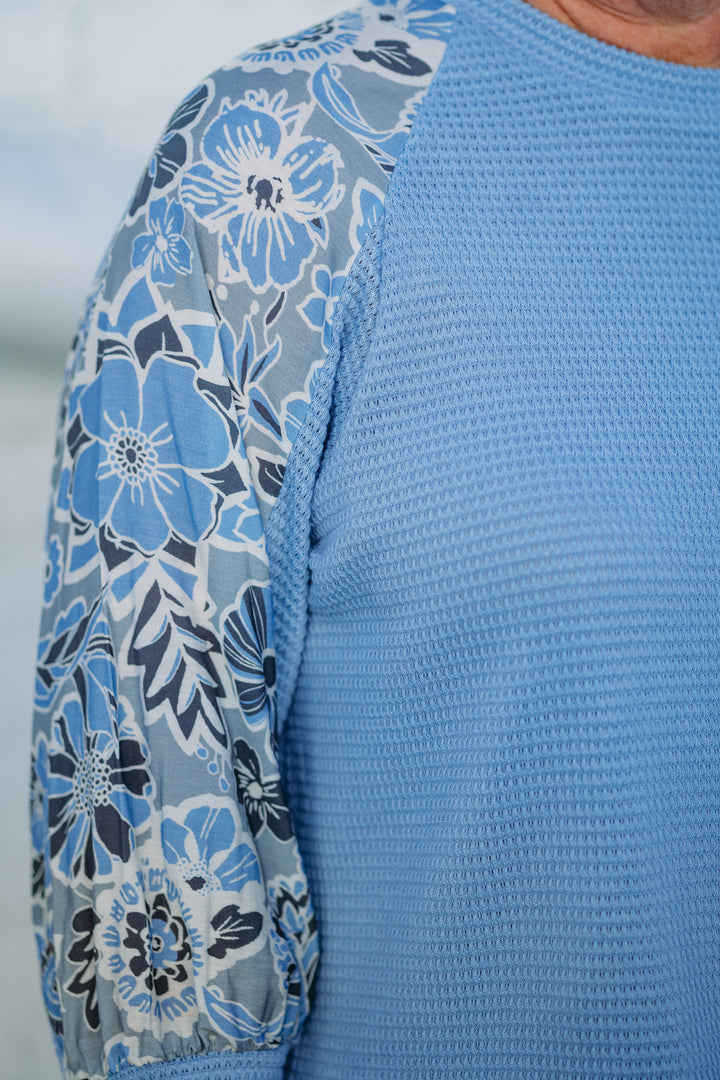 Multiples: Cuffed Raglan 3/4 Sleeve Scoop Neck Top in CRNFLR M15210TM