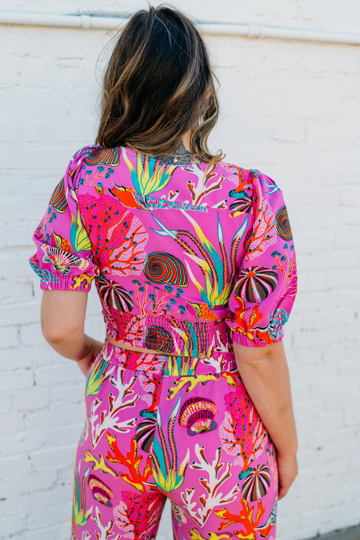 Joy Joy: Seashells Cinch Waist Crop Top in Pink 72D7554