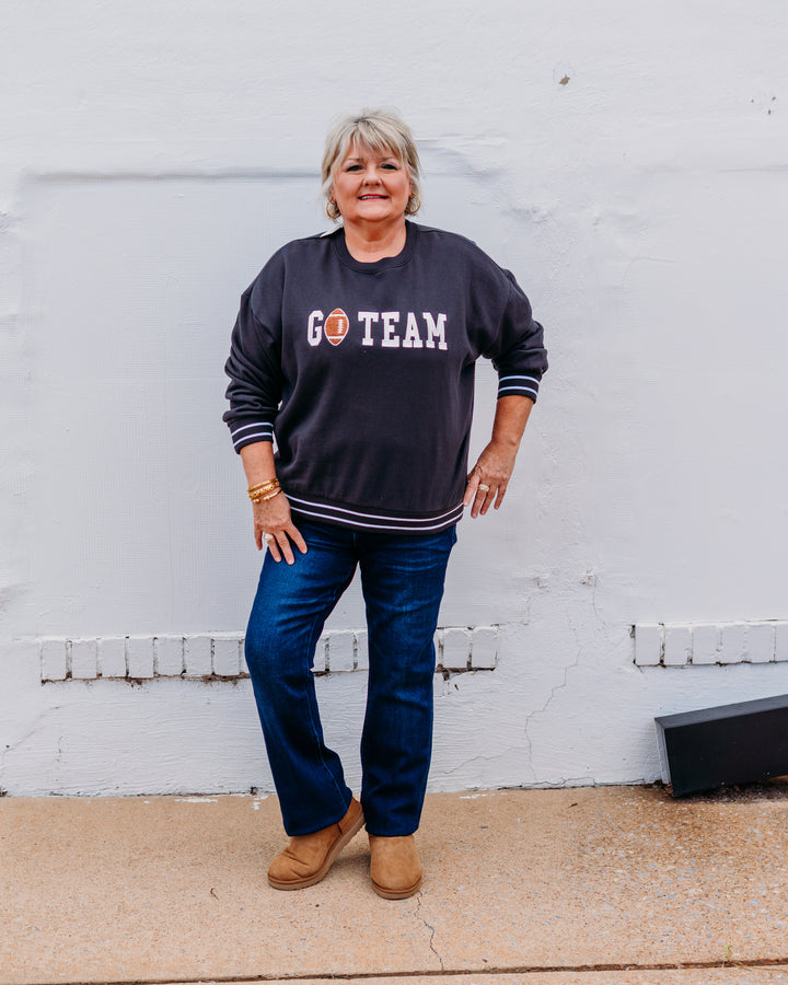 Z Supply: Oversized Go Team Sweatshirt in Black Sand