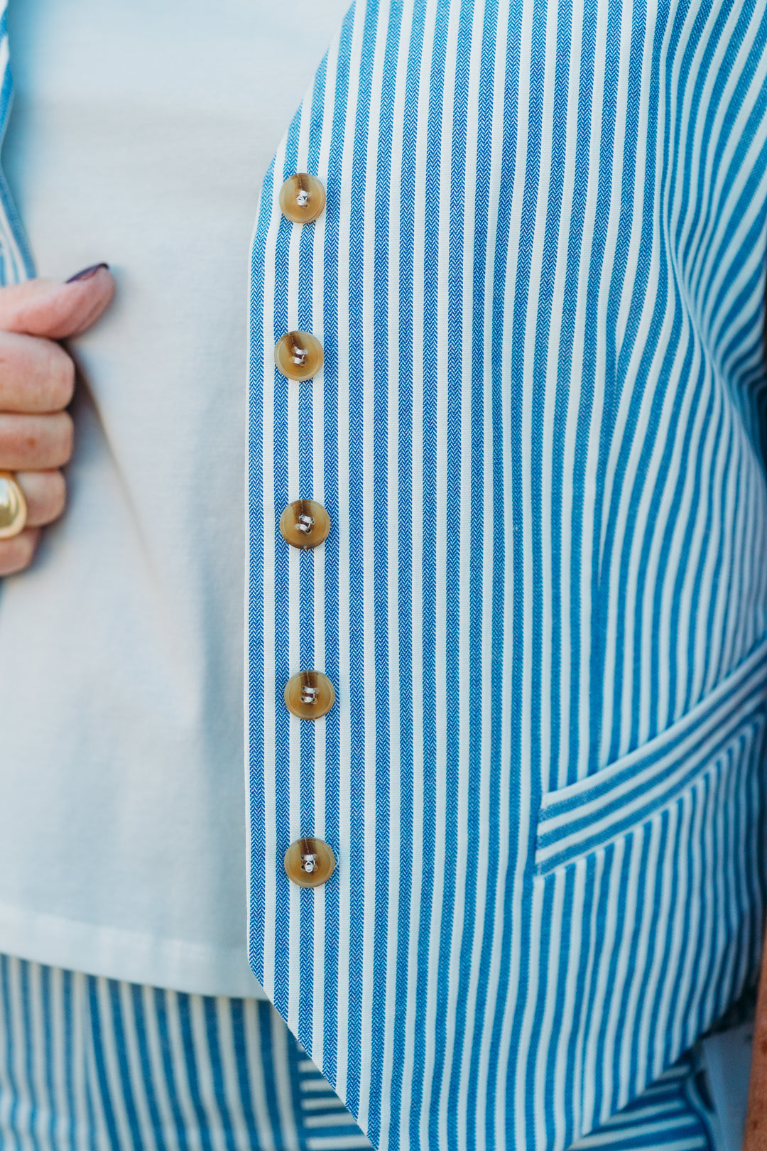 Karen Kane: Stripe Button Up Vest White & Blue