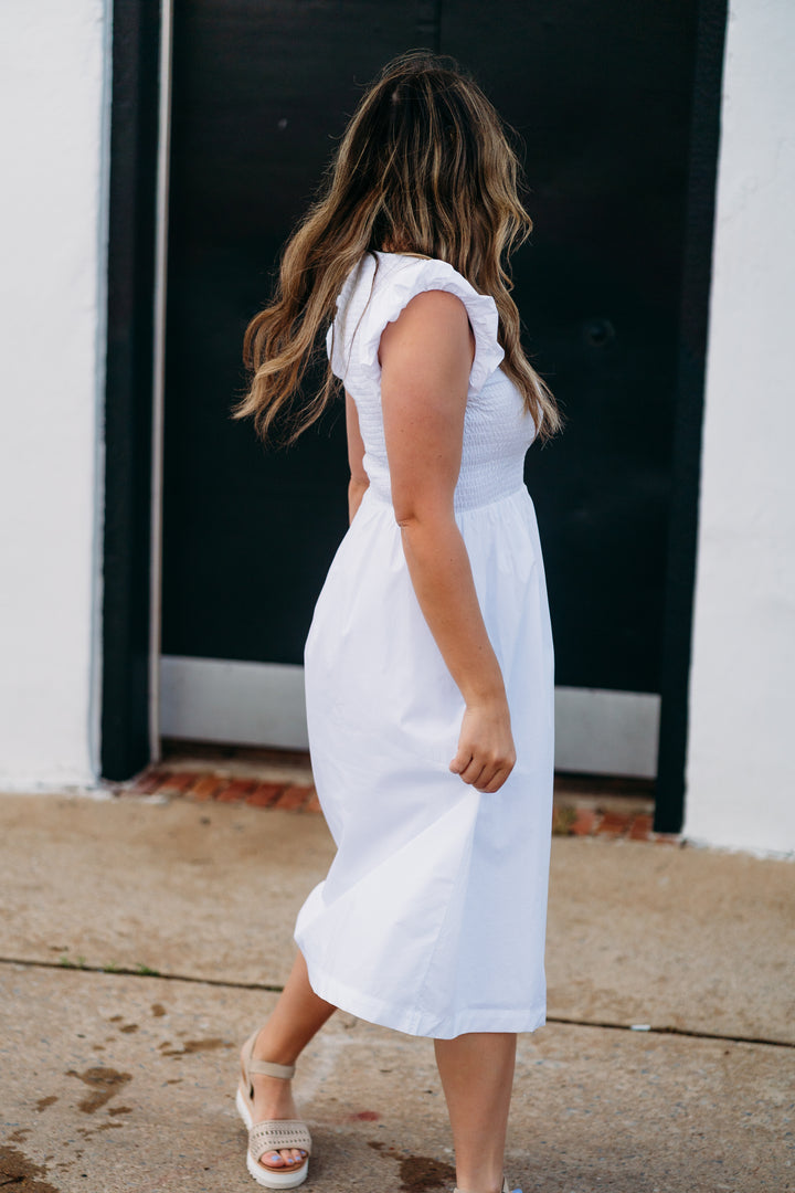 Steve Madden: Gray Dress in White White