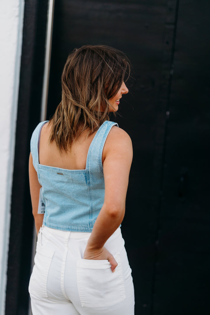 Billabong: Sunwashed Denim Vest