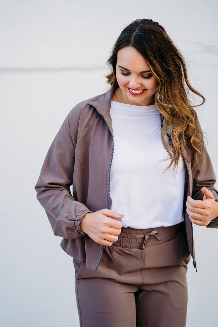 Spanx: On the Move Cinch Back Jacket in Smoke