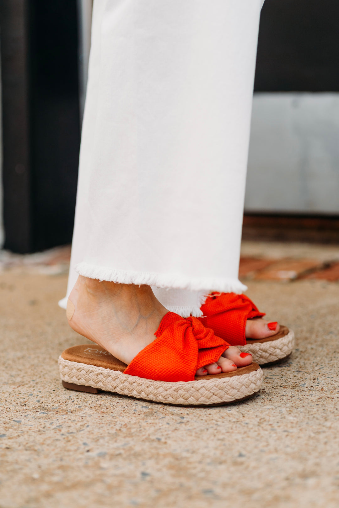 Toms: Abby Slide in Red