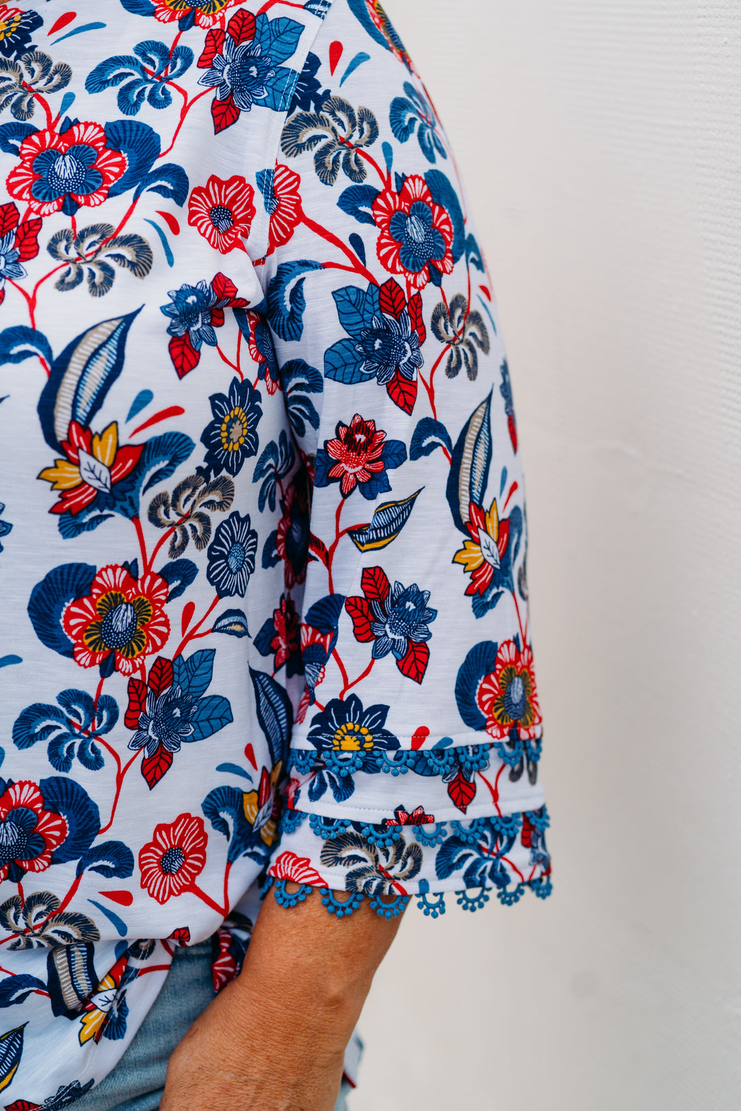 Multiples: (Liberty) Scoop Neck Print Top With Lace Trim M25512TM