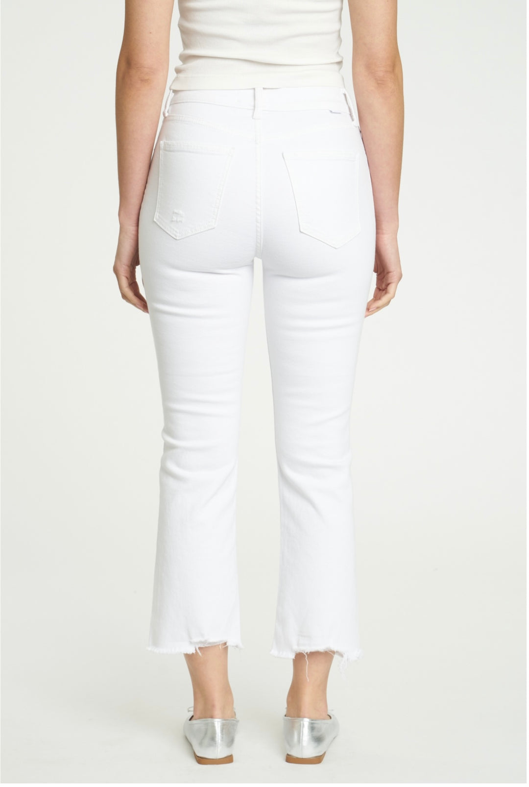 Daze: Shy Girl in White Lightning