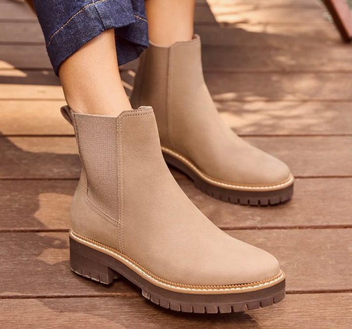 TOMS: Bennet Boot in Nubuck Natural Leather