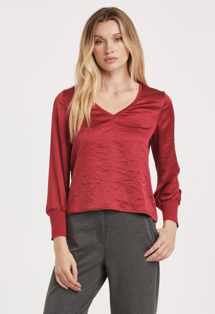 Another Love: Aya in Granada