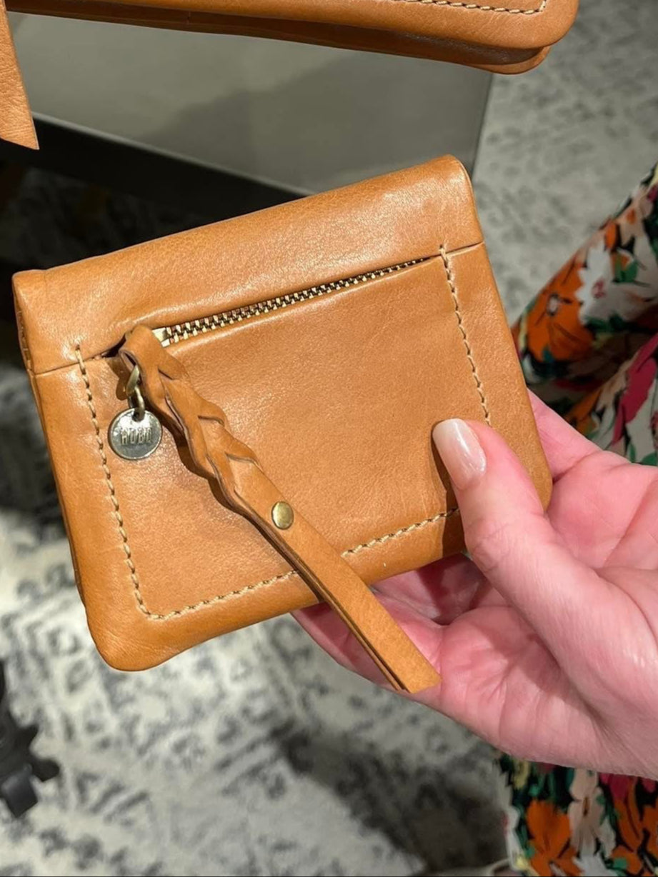 Hobo: Lumen Mini Wallet in Harvest Wheat