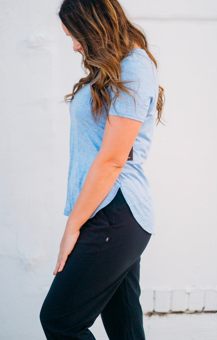 Skechers: Athletic Top in White and Lavender TS105