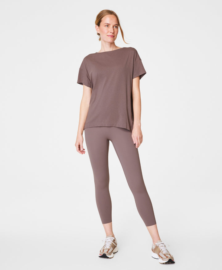 Spanx: Supernaturals Flow Short Sleeve in Smoke