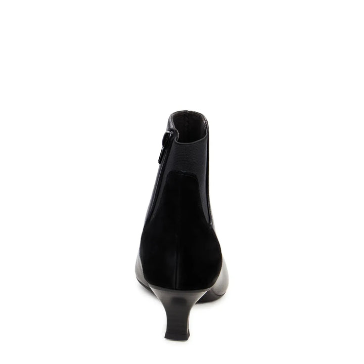 Clarks: Kepley Erin Boot in Black 26180128